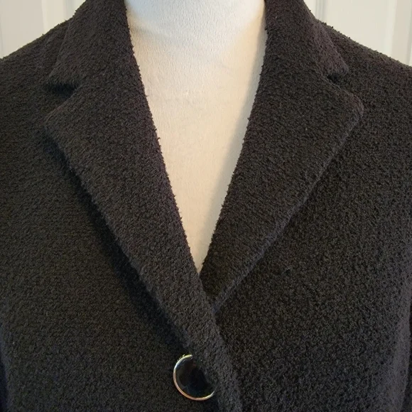 St John Black Boucle' Knit Jacket With Gold Trimmed Buttons Size 16 - Picture 6 of 11